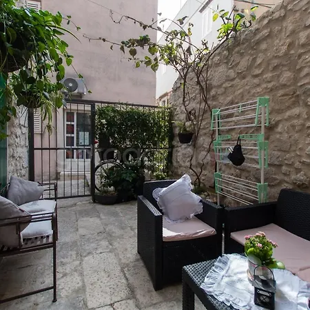 Old Town Jadre